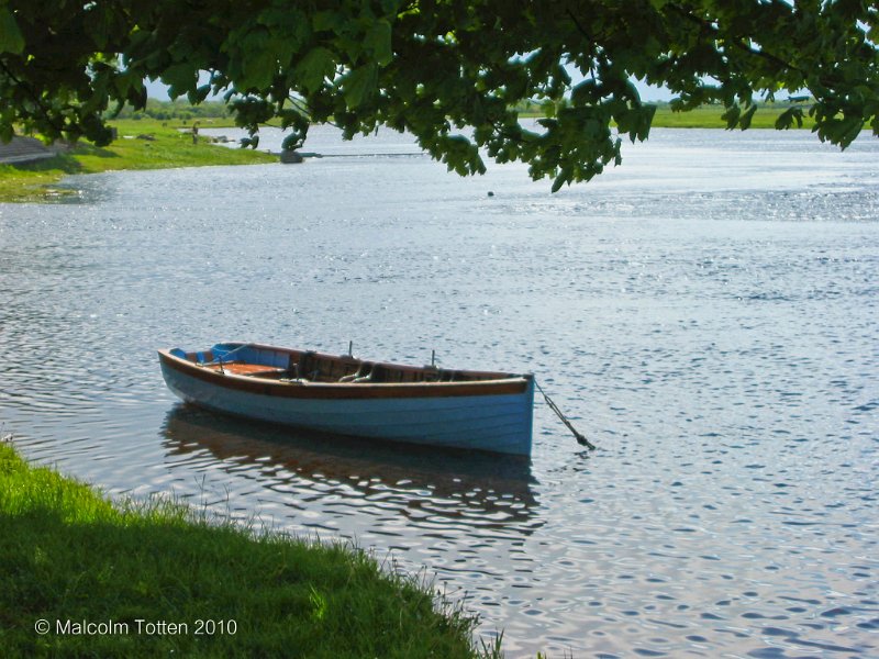 Row boat on the Shannon.jpg